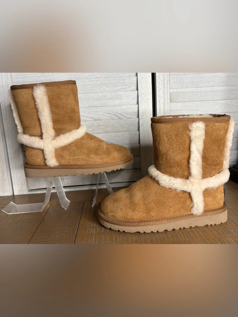 UGG Kids Hadley Boots Chestnut Suede Shearling Mid Calf Size 3 Kids